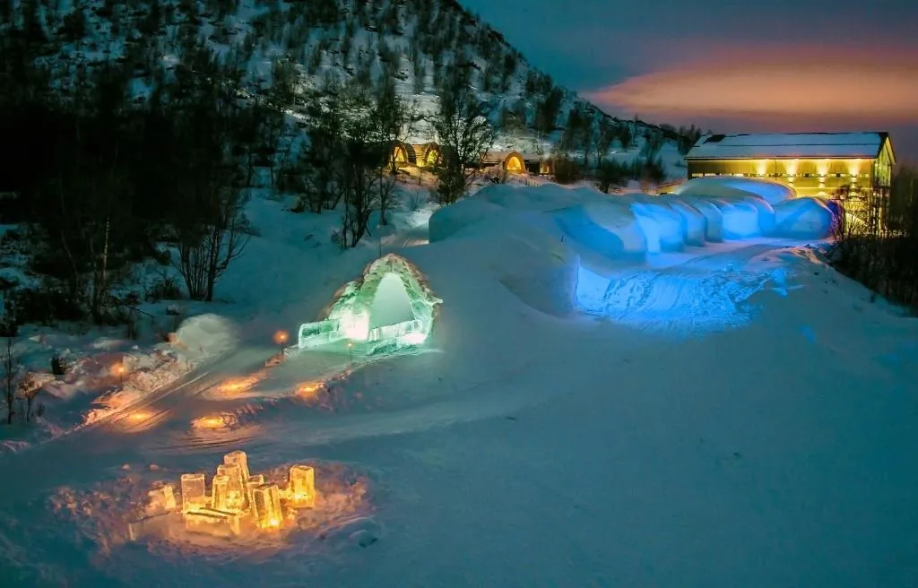 The Kirkenes Snowhotel
